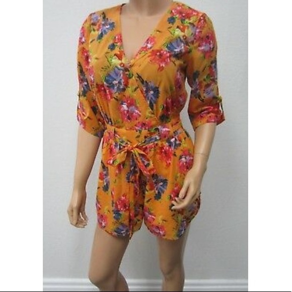 Gianni Bini In The Garden Erynn Peachy Romper - Picture 1 of 3